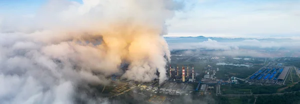 Luchtfoto van kolengestookte centrales. — Stockfoto