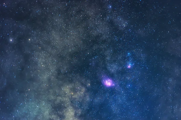 Samanyolu 'nda gökyüzünde detaylı yıldız — Stok fotoğraf
