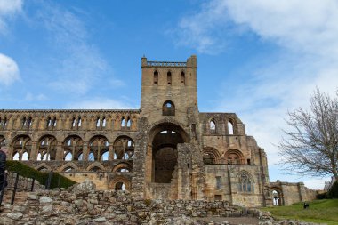 Jedburgh Abbey kalıntıları, (12. yüzyıl) İskoç sınırlarında