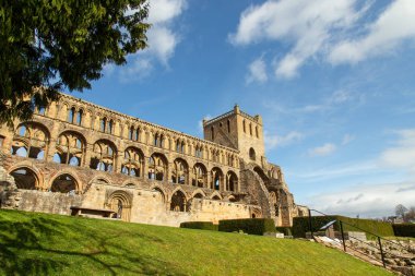 Jedburgh Abbey kalıntıları, (12. yüzyıl) İskoç sınırlarında
