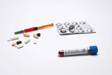 COVID-19, tedavi ve hastalık belirtileri ...