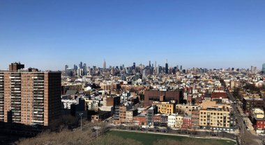 New York, güzel bir bahar günü. Terk edilmiş şehir, COVID-19, SARS-CoV-2 ...