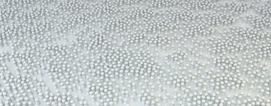 Küçük beyaz rakam alan