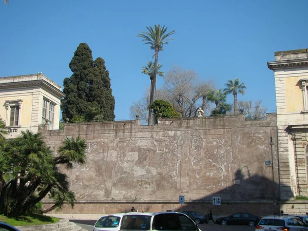 Roma 'nın erken baharında.