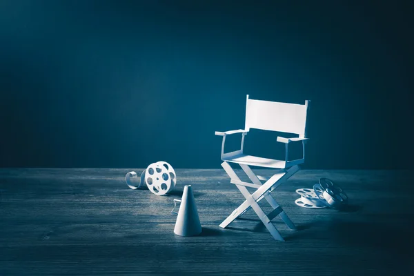 Diretor cadeira e vários itens de filme — Fotografia de Stock