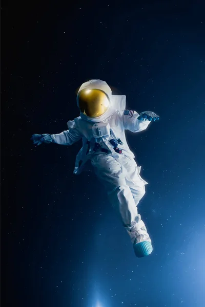 Astronaut exploring outer space — Stock Photo, Image