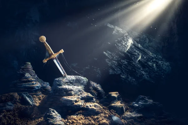 Schwert im steinernen Excalibur — Stockfoto