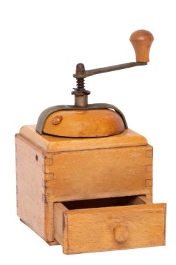 Eski kahve öğütücüsü. Eski bir ahşap kahve öğütücüsünün yakın çekimi. 