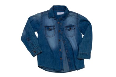 Denim gömlekizole. Bir erkek şık soluk mavi jea yakın çekim