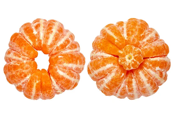 Mandarine Isoliert Großaufnahme Von Zwei Geschälten Frischen Reifen Orangen Mandarinen — Stockfoto