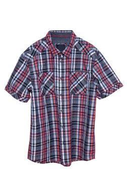 Gömlekleri kontrol ettim. Kırmızı-beyaz bir tartan ya da beyaz arka planda izole edilmiş erkekler için ekose gömlek. Erkek kıyafetlerinin yaz modası.