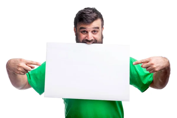 Человек Зеленой Футболке Бородой Держит Белый Фон Надписи — стоковое фото