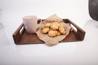 Tatlı pişiren kurabiyeler