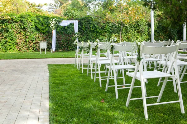 Madalyalı düğün yeri.