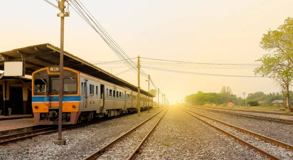 Pista Ferroviaria Vintage Old Train Attesa — Foto Stock