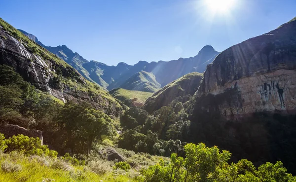 Montañas Drakensburg Sudáfrica Una Vista Las Montañas Drakensburg — Foto de Stock