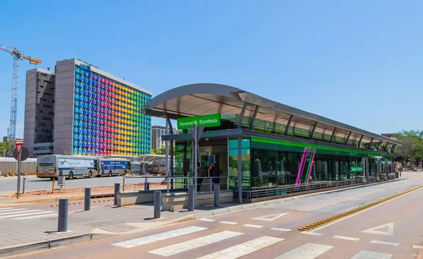 Plataforma de la estación Gautrain Bus Imagen De Stock