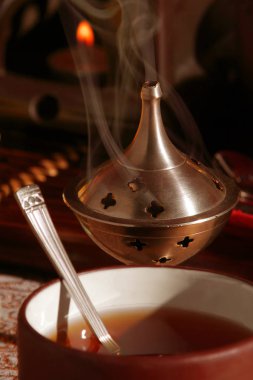 Asya tarzı çay töreni