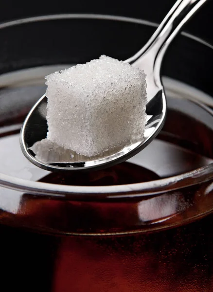 Sugar in tea — Stock Photo, Image