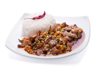 Kızarmış Dana eti dilim pirinç