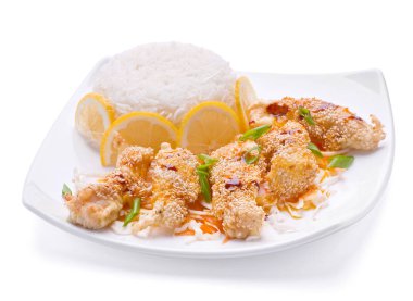 Kızarmış Balık dilim seasame ile