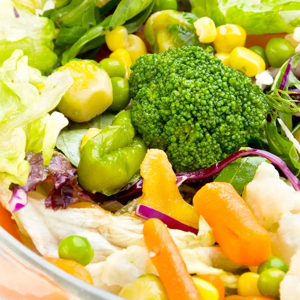 Теплий овочевий салат — стокове фото