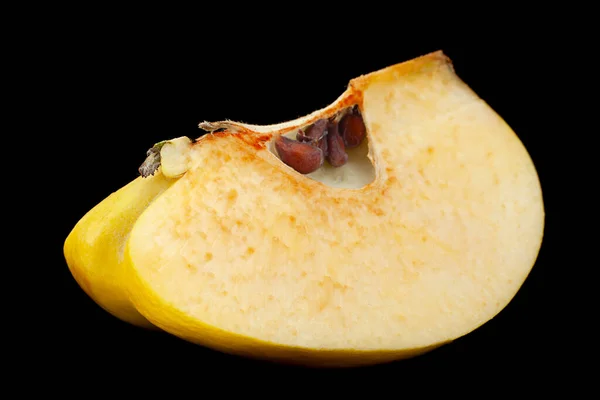 Marmelo Fruta Madura Isolada Sobre Fundo Preto — Fotografia de Stock
