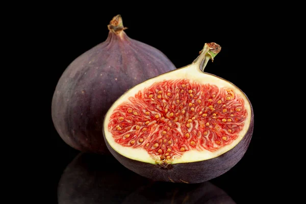 Purple Figo Frutas Closeup Isolado Fundo Preto — Fotografia de Stock