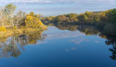 Sonbahar sabah manzara Tula city, Ukrayna yakınındaki Samara Nehri üzerinde
