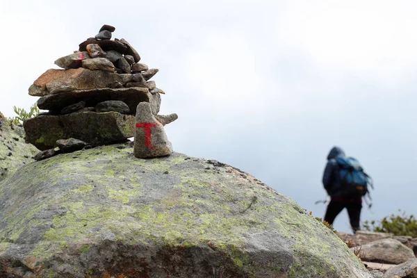 Stone cairn στο δρόμο για Trolltunga, Νορβηγία — Φωτογραφία Αρχείου