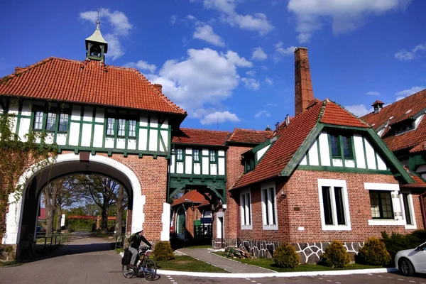 Maiolica factory at Hohenzollern manor in Kadyny, Poland — Stock fotografie