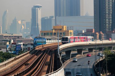 Bts, Bangkok, Tayland 'da yüksek hızlı ulaşım sistemi.