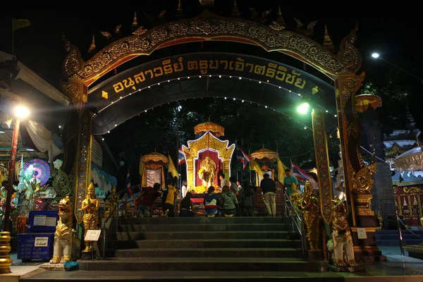 Kruba Srivichai Monumento em Chiang Mai, Tailândia — Fotografia de Stock