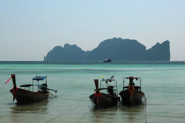 Phi Phi Don Thailand Dezember 2019 Blick Vom Strand Auf — Stockfoto