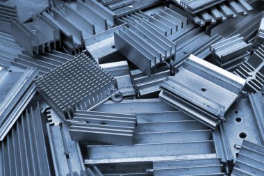 Eski alüminyum ısı batar, soyut retro elektronik arkaplan