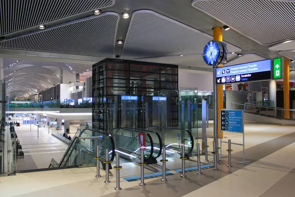 Estambul Turquía Noviembre 2019 Interior Sala Llegadas Nuevo Aeropuerto Estambul —  Fotos de Stock