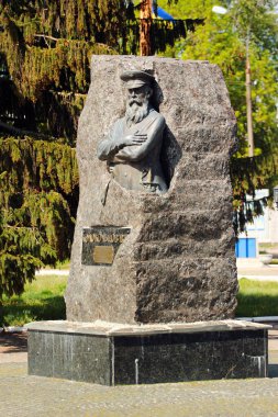 Vovchansk, Ukrayna - 24 Nisan 2018: Vasiliy Kolokoltsov Anıtı, Lyzohub Hükümeti Tarım Bakanı, 1918 yılında Ukrayna 'nın ilk resmi hükümeti.