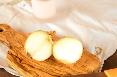 altın soğan kesmek