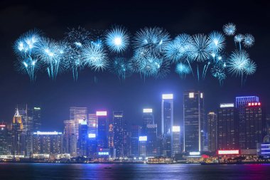 Havai fişek Festivali Hong Kong şehir üzerinde