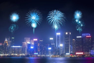 Havai fişek Festivali Hong Kong şehir üzerinde