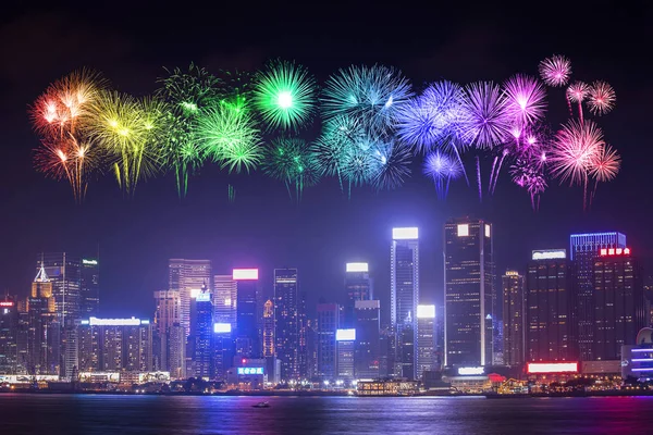 Havai fişek Festivali Hong Kong şehir üzerinde — Stok fotoğraf
