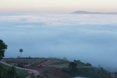 sis Dağı'nda Khao Kho, Tayland ile sabah