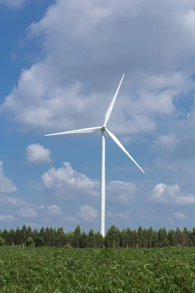 Wind Turbine in wind farm with sky — Stock Photo, Image