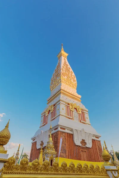 ワット ・ プラ ・ことパノム寺院、タイ. — ストック写真