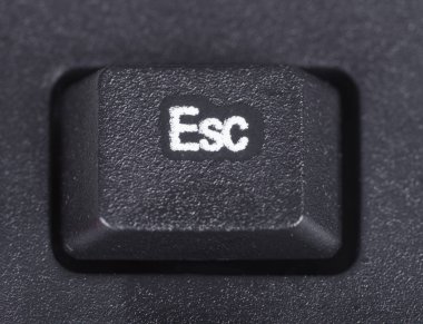 Bilgisayarın klavyedeki ESC düğmesi