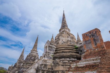Buda heykelleri ve Wat Phra Si Sanphet Ayu pagoda kalıntıları