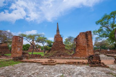 Buda heykelleri ve Wat Phra Si Sanphet Ayu pagoda kalıntıları