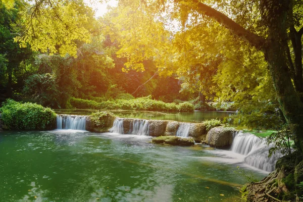 Jed-Sao-Noi (Little Seven-girl) Waterfall at Saraburi, THAILAND — Stock Photo, Image