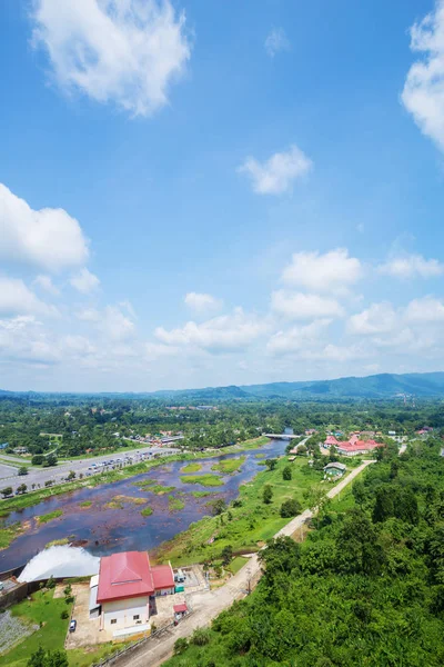Landscape view from Khun Dan Prakarn Chon Dam in Nakhon Nayok, T — Stock Photo, Image