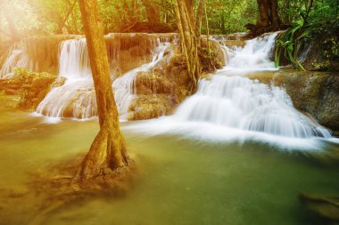 Seviye 7 Khuean Srinagarindra Nati Huay Mae Kamin şelale